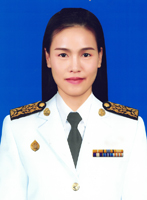 ญาดา รัตนสำอางค์